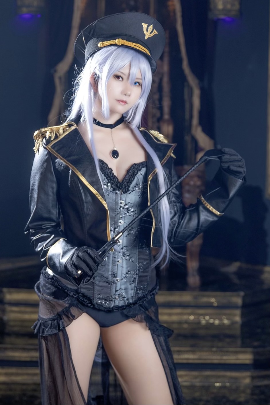 風見りん Bisque doll Queen-erohere43.jpg